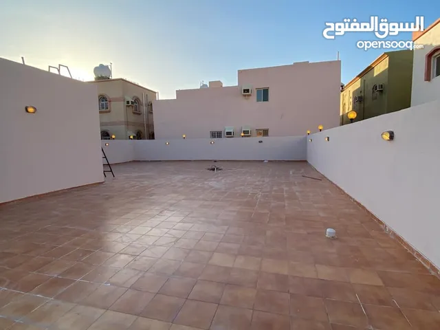 180 m2 5 Bedrooms Apartments for Rent in Jeddah Tayba