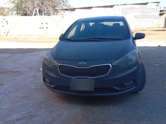 Used Kia Cerato in Tripoli