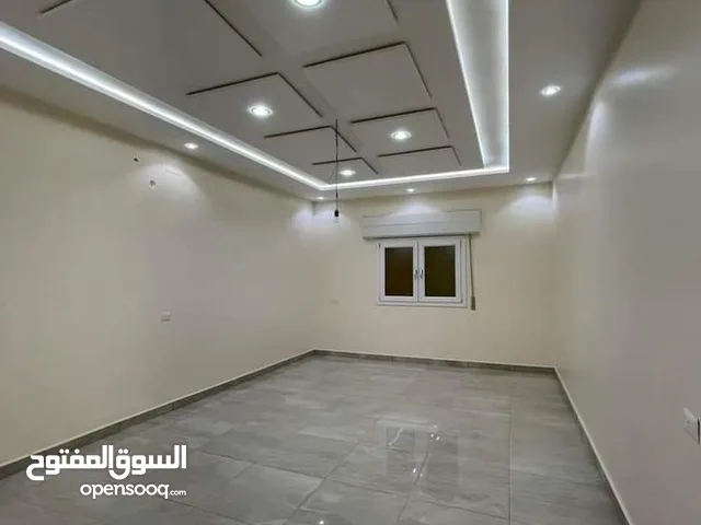 220 m2 5 Bedrooms Apartments for Rent in Tripoli Salah Al-Din