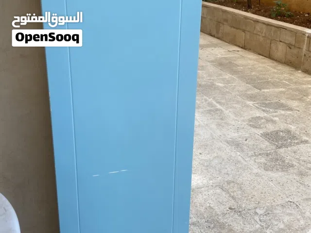 خازنة خشب مستعملة نظيف للبيع