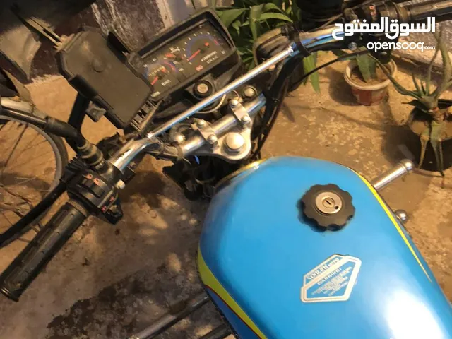 دراجة نارية سيفان بحاله جيده جدا ماشية 6000
