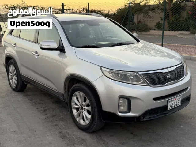 2013 كيا سورينتو Standard