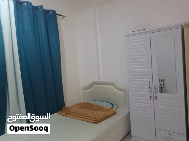 تخت وخزينه