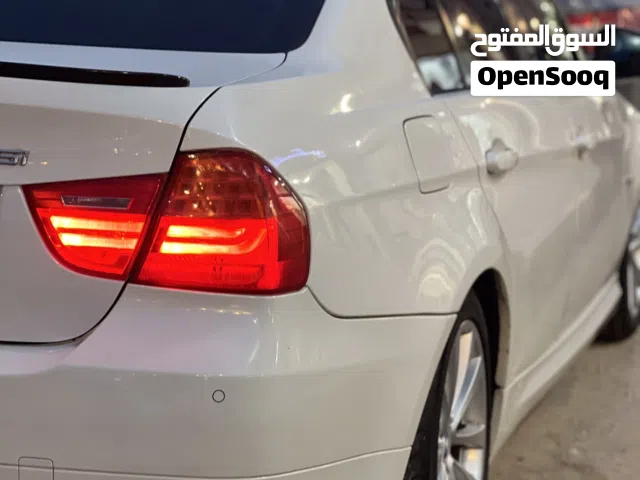 Bmw E90-2011للبيع.