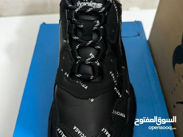 41 Sport Shoes in Baghdad