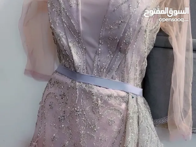 Weddings and Engagements Dresses in Hawally