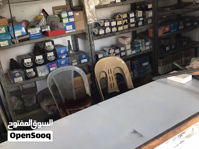 محل قطع سيارات للبيع بخلو وببضاعه اوبدون