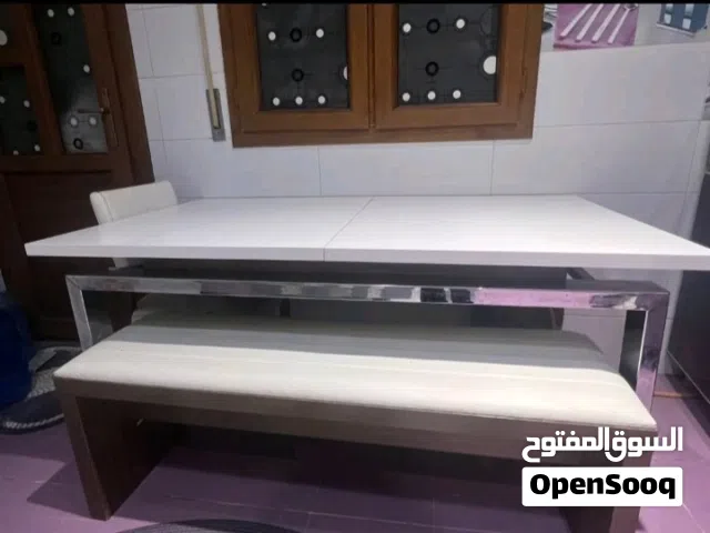 طاولة اكل للبيع