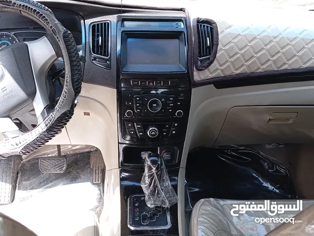 سيارة بحالة ممتازة جدا مواصلفات خليجية موديل Geely GC7 2016