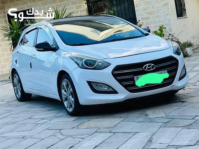 Hyundai i30 2014 in Nablus