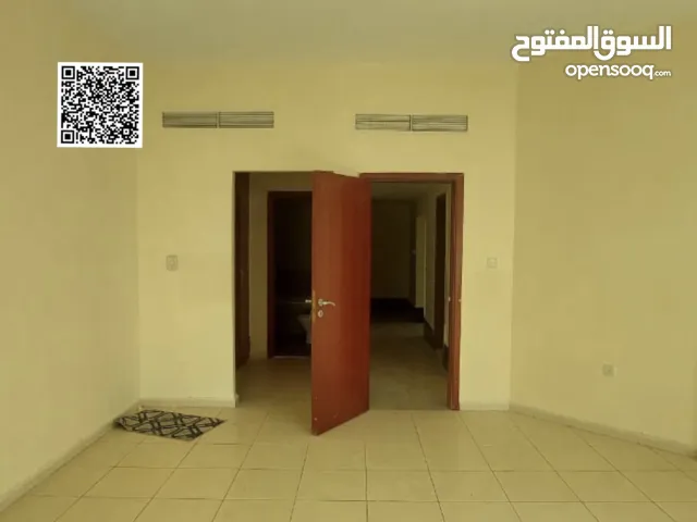 *Umشقة فاخرة للبيع بالراشدية موقع ممتاز على الشارع إطلالة مفتوحة -2 غرف وصالة -تكييف مركزي-مطبخ مجهز