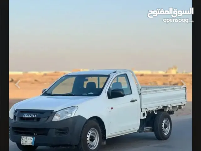 وانيت  نقل عفش داخل وخارج الرياض