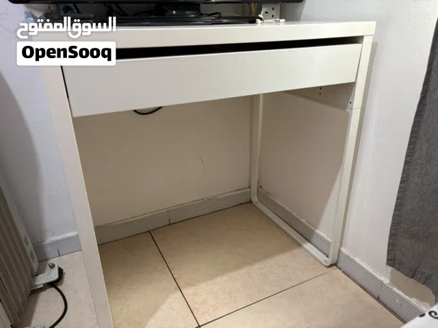 مكتب للبيع