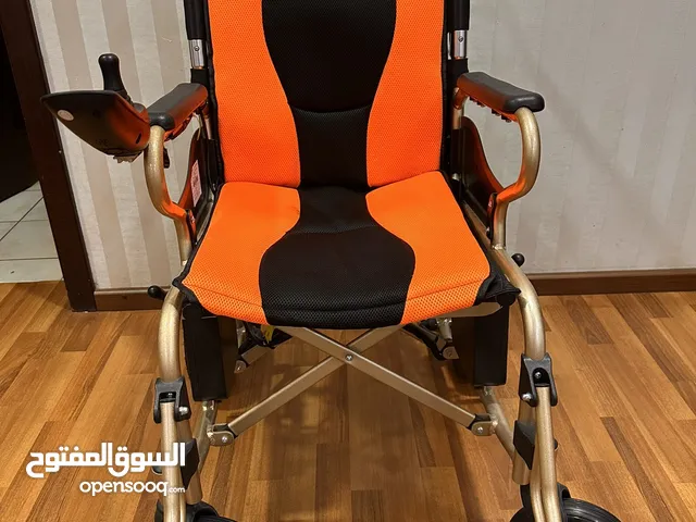 كرسي متحرك كهربائي