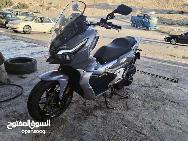 للبيع او للبدل علا سياره بنفس القيمه دايانق 150 سيسي مرخص لشهر 1 السكوتر بالصلاه على النبي