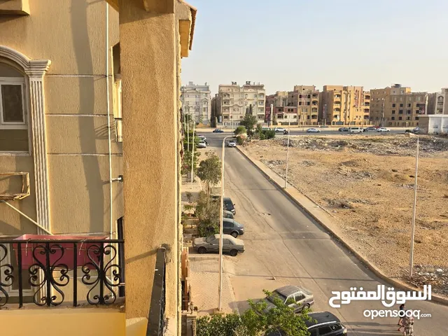 220 m2 3 Bedrooms Apartments for Rent in Cairo Fifth Settlement