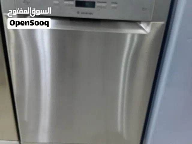 جلاي اريستون