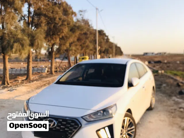2020, هيونداي, ايونيك, Standard