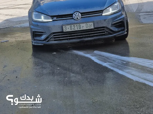 Volkswagen Golf 2016 in Jenin