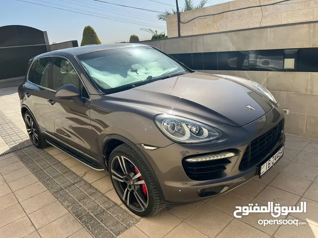 Porsche Cayenne Turbo in Mint condition. كايين تيربو بحالة الوكالة.