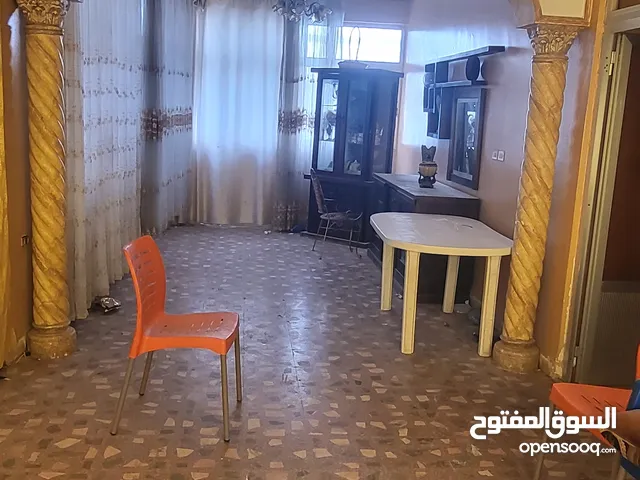 111 m2 3 Bedrooms Townhouse for Sale in Zarqa Hay Ma'soom