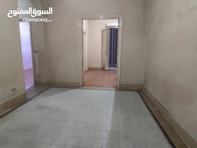شقه للايجار قريبه من مترو محمد ب 10 آلاف