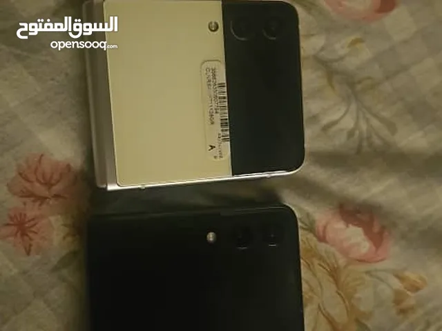 Samsung Galaxy Z Flip3 5G 128 GB in Aden