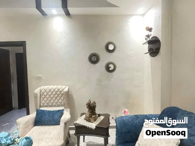 غرفة ضيوف للبيع بسعر مناسب