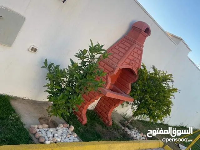 3 Bedrooms Farms for Sale in Tripoli Tajura