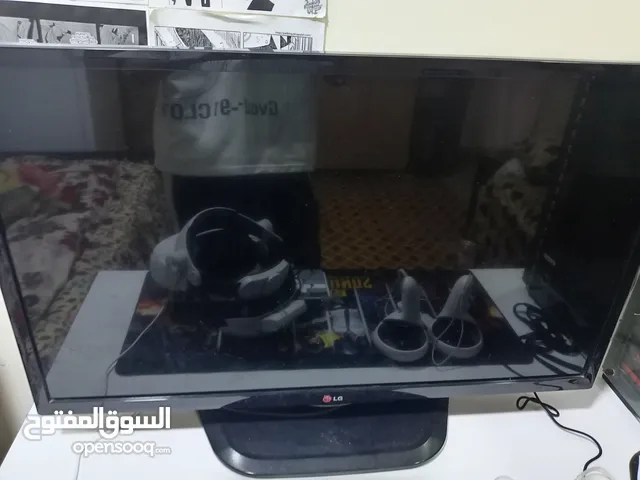 32" LG monitors for sale  in Basra