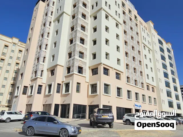شقق للايجار للعوائل في العذيبة الجنوبية قريب من جميع الخدمات _ 2bhk For Rent in azaiba