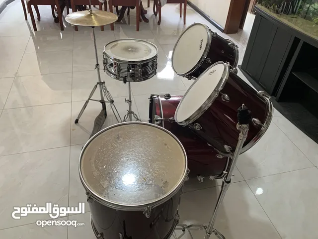 1. Acoustic Drums 2. Yamaha Keybord. 3. Casio keyboard