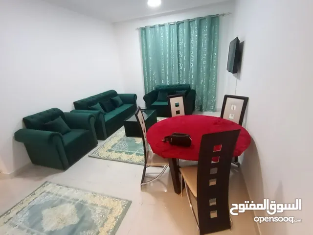 90 ft 1 Bedroom Apartments for Rent in Sharjah Al Taawun