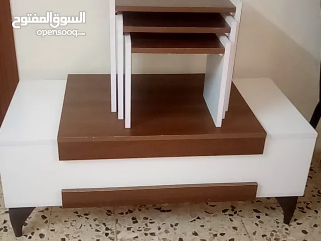 طاولات خشب