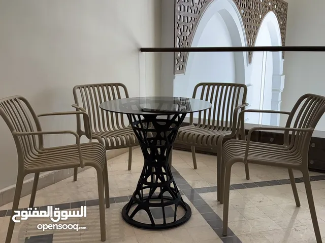 طقم 4 كراسي و طاولة موديل جديد