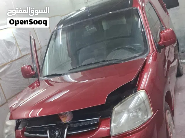 2009 بيجو بارتنر B9
