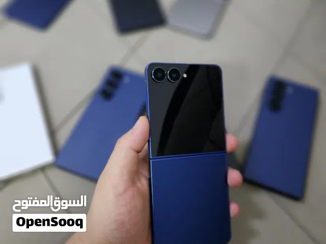 Samsung Galaxy Z Flip7 256 GB in Dhofar