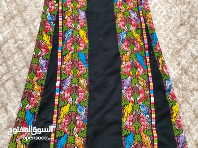 ثوب تقليدي فخم تراثي الوان جميلة تطريز فخم قماش توب جاهز للبس