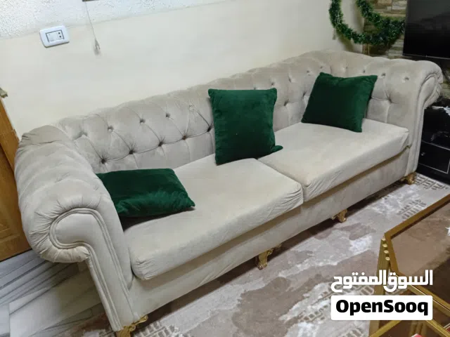 طقم كنب 7مقاعد تفصيل بحاله ممتازه للبيع