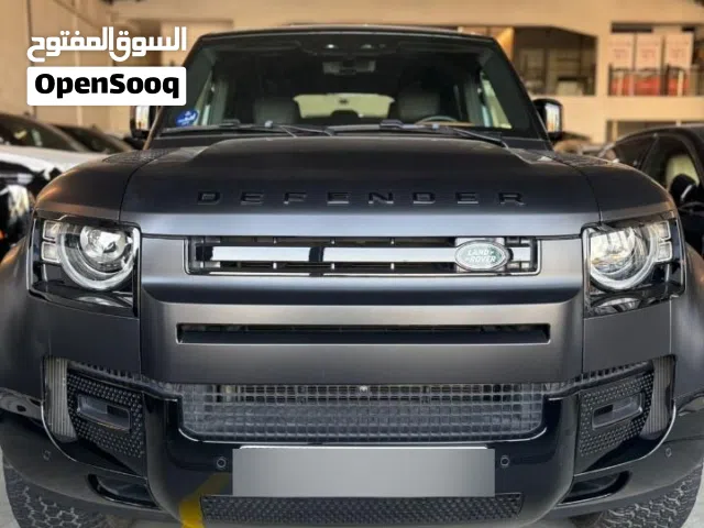 لاند روفر ديفيندر موديل 2025 اكس دينمك لونها اسود مات الداخل بني واسود ماشيه 28000