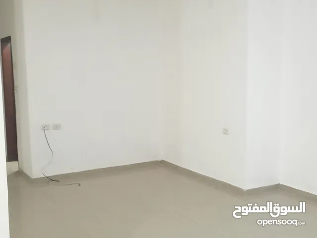 126 m2 3 Bedrooms Apartments for Rent in Ramallah and Al-Bireh Beitunia