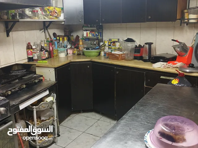 مطعم للبيع بسعر مغري