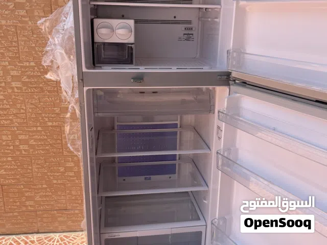 ثلاجة بحاله ممتازة