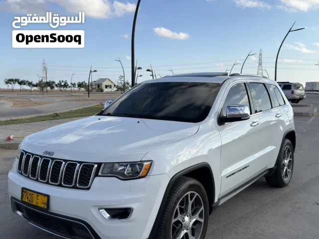 Used Jeep Grand Cherokee in Dhofar