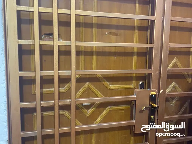 150 m2 4 Bedrooms Apartments for Rent in Basra Manawi Lajim