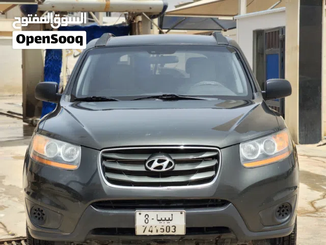 Used Hyundai Santa Fe in Benghazi