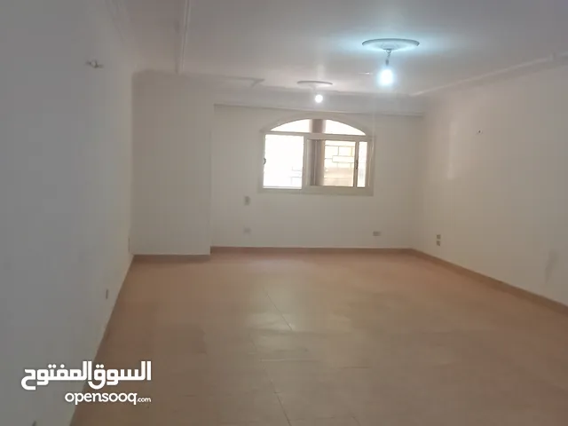195 m2 3 Bedrooms Apartments for Rent in Giza Hadayek al-Ahram