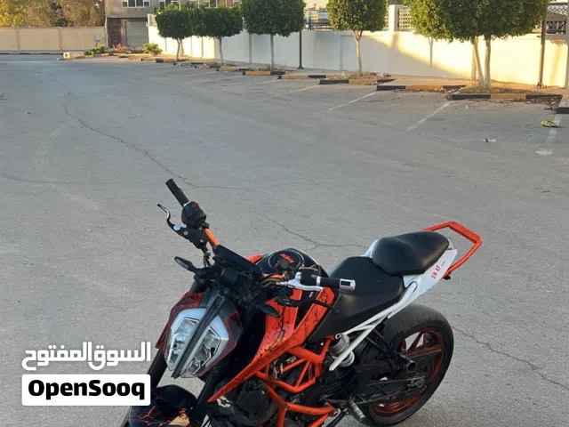 Ktm duke 390