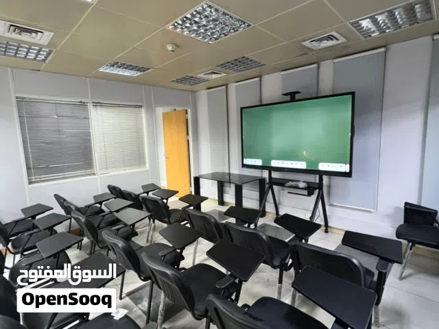 معهد تدريب تعليمي معتمد من هيئة الشارقة (لغات ،وزاري بريطاني امريكي ، دورات ذكاء اصطناعي وتكنولوجيا)