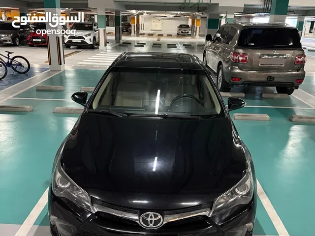 2017 Toyota Camry (Full Option)